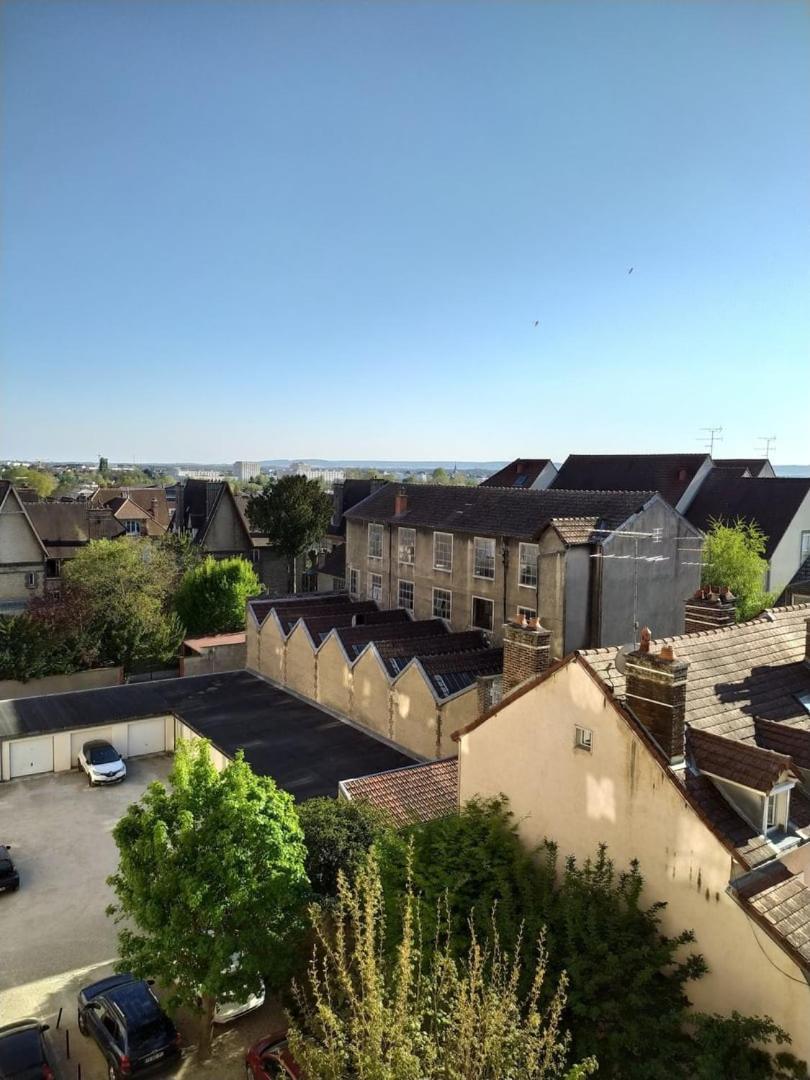 Le Voltaire - Balcon - 2 Chb - 3 Lits - 2 Min Gare Et Cente-Ville - Mon Groom Troyes Kültér fotó